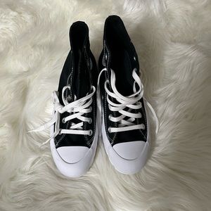 Platform Converses